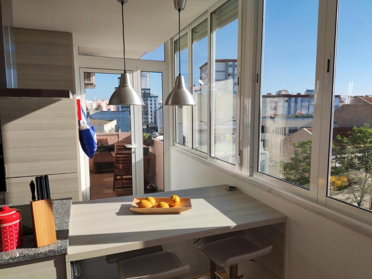 M&H Loft - Apartamento T2 Em Setubal Exterior photo